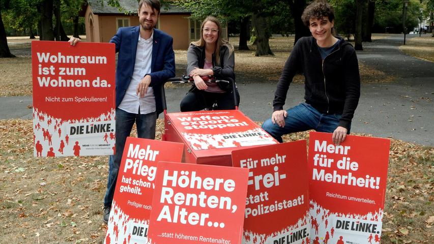 Zum Start der Kampagne haben Linken-Kreischef Titus Schüller (links) und Debora Pihan den Landessprecher Ates Gürpinar eingeladen.