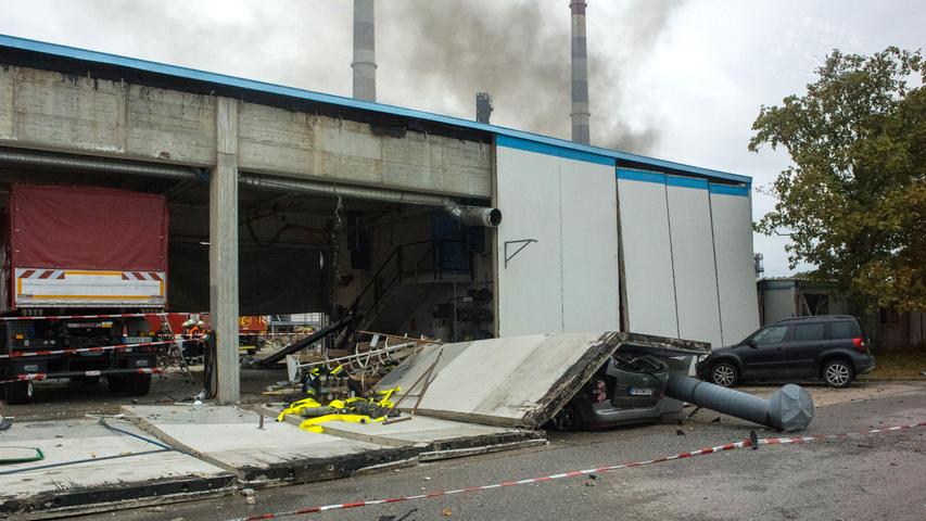 Nach schwerer Explosion: Flammeninferno in Raffinerie nahe Ingolstadt