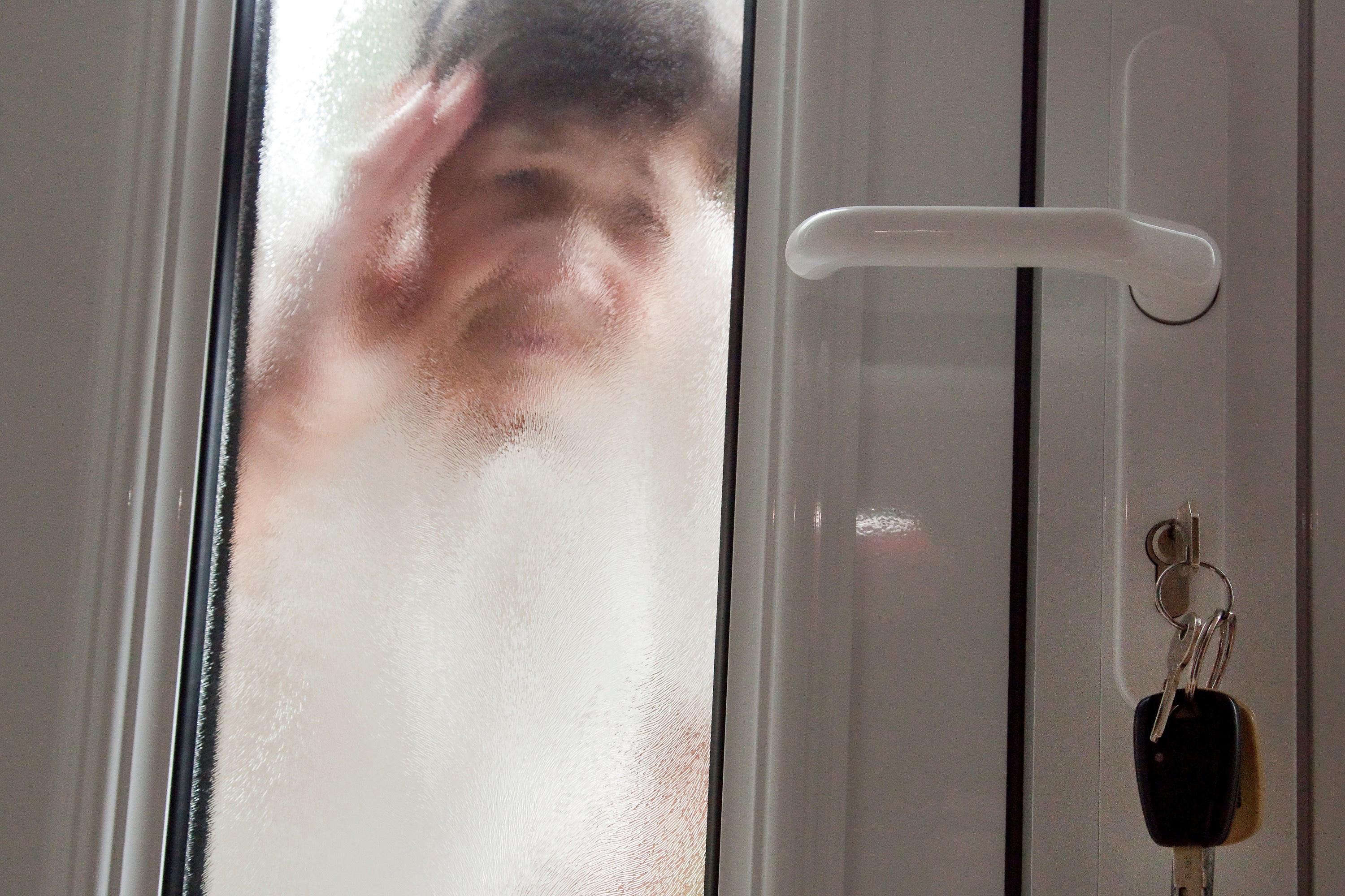 Was tun, wenn der Nachbar die Tür nicht mehr öffnet? - Nürnberg