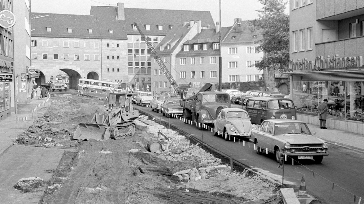 6. September 1968: Straßenbau überall in der Stadt