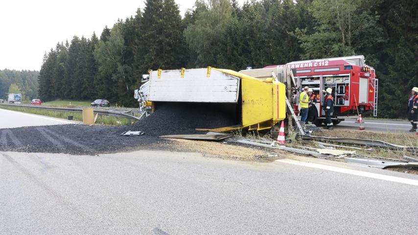 Schwerer Lkw-Unfall auf der A 3 bei Parsberg