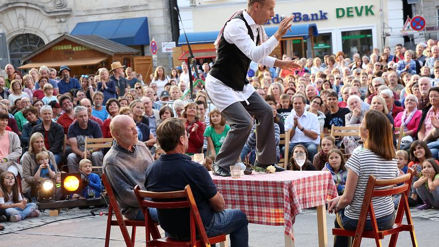 Feuershow und Akrobatik: ZirkArt-Festival begeistert ganz Forchheim