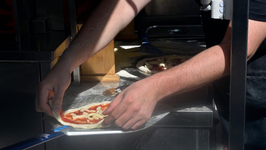 Burger, Pizza und Co.: Schlemmen auf dem Erlanger Streetfood-Markt