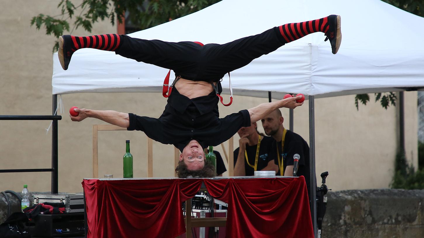 Auch 2018 begeisterte das ZirkArt mit seinen Shows in Forchheim.
Auch 2018 begeisterte das ZirkArt mit seinen Shows in Forchheim.