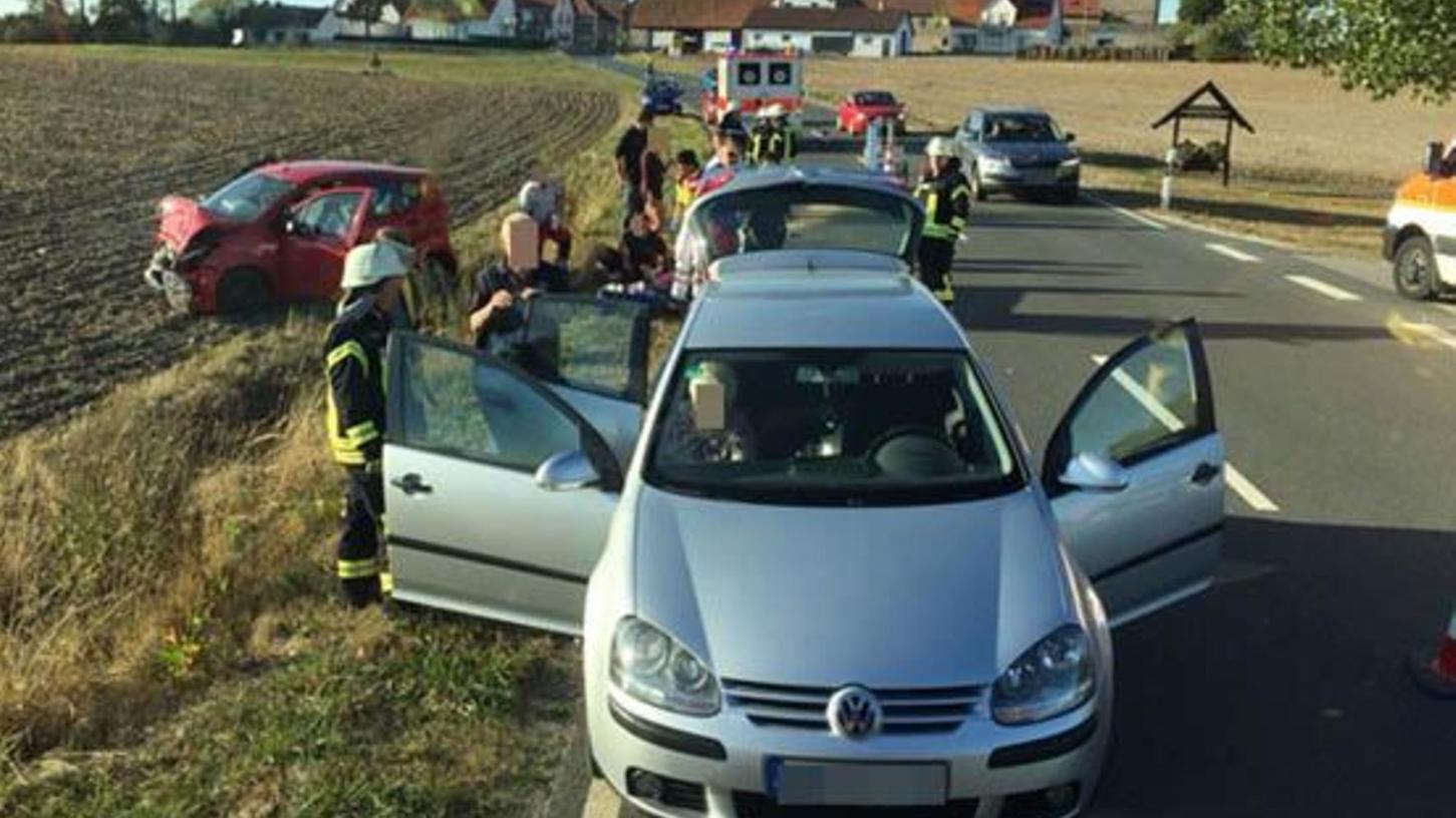 Hannberg: Zwei Verletzte bei heftigem Autounfall