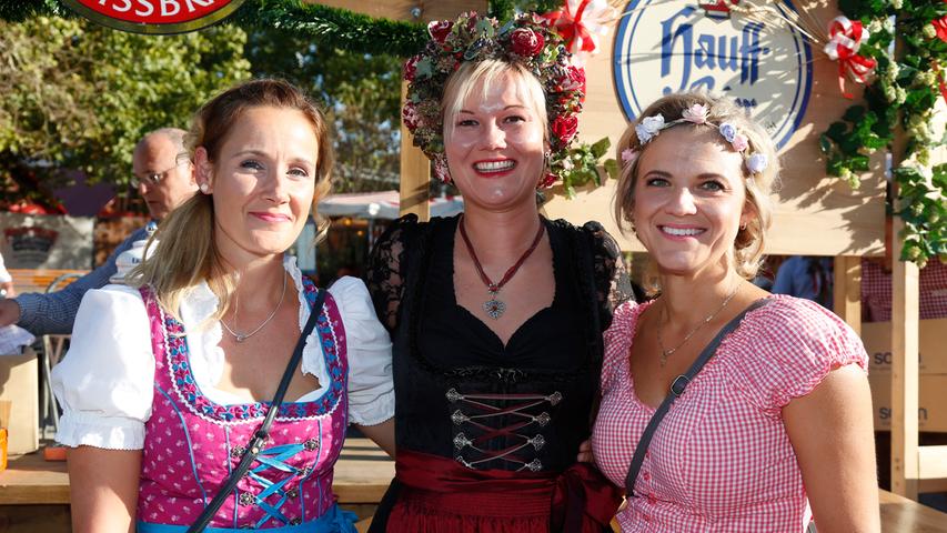 Bierköniginnen und Promis: Altstadtfest Nürnberg ist eröffnet