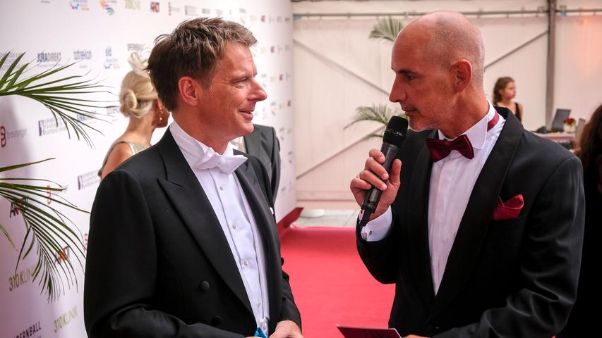 Jörg Pilawa macht auch als Interviewpartner eine gute Figur.