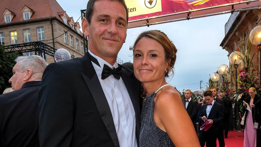 Raphael Schäfer mit Ehefrau Anja. Der Ex-Club-Torwart ist nicht zum ersten Mal zu Gast.