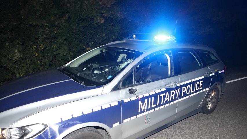 Von Militär-Polizeiauto erfasst: E-Biker in Ansbach schwer verletzt
