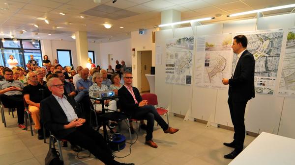 er Forchheimer Paradeplatz soll schöner werden. Neun Entwürfe dazu hat eine Jury aus 25 Wettbewerbsteilnehmern aus ganz Europa ausgewählt. Wir haben alle Gestaltungsideen zusammengefasst...