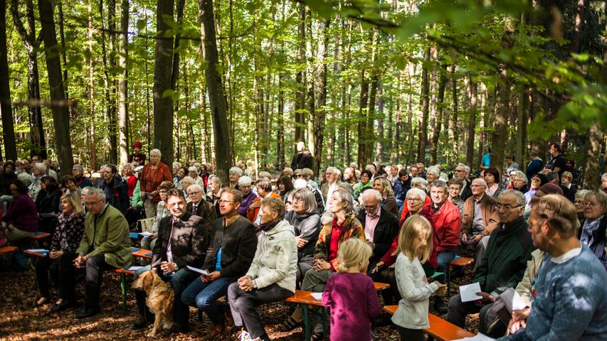 Die Themen Mittelalter und Nachhaltigkeit stand im Mittelpunkt eines Waldfestes im Walderlebniszentrum Tennenlohe.