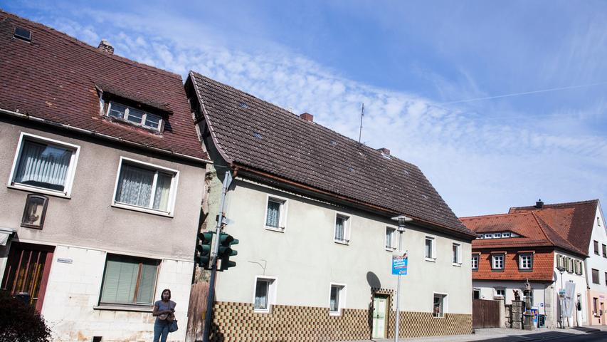 Auch hinter der Fassade des Hauses in der Bamberger Straße 2 in Höchstadt verbirgt sich im Obergeschoss Fachwerk.
