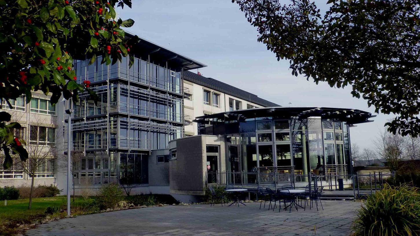 Klinikjubiläum: 60 Jahre und auf neuestem Stand Klinikjubiläum: 60 Jahre und auf neuestem Stand