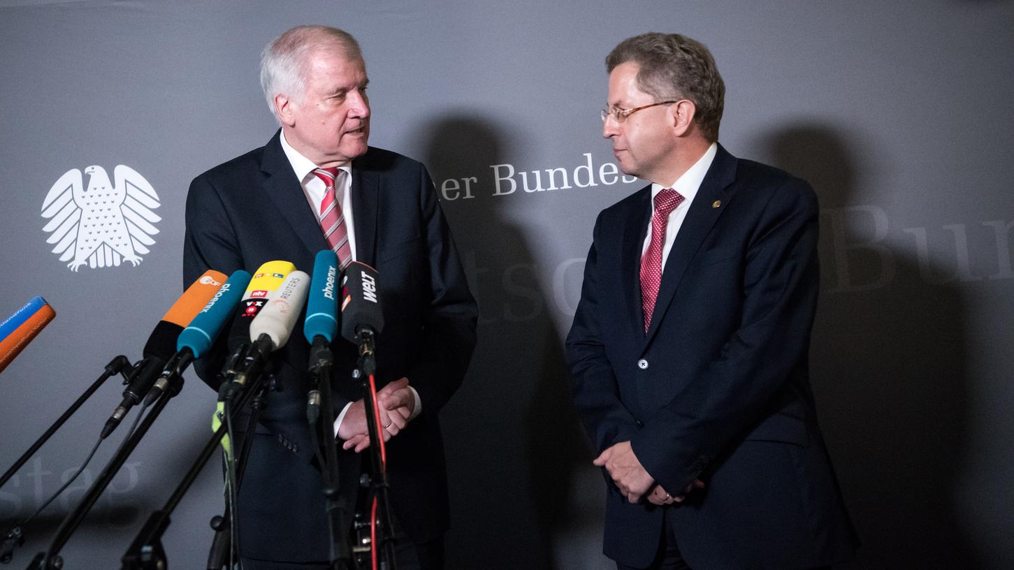 Sehen sich demnächst wohl öfter im Bundesinnenministerium: Horst Seehofer und Hans-Georg Maaßen.
