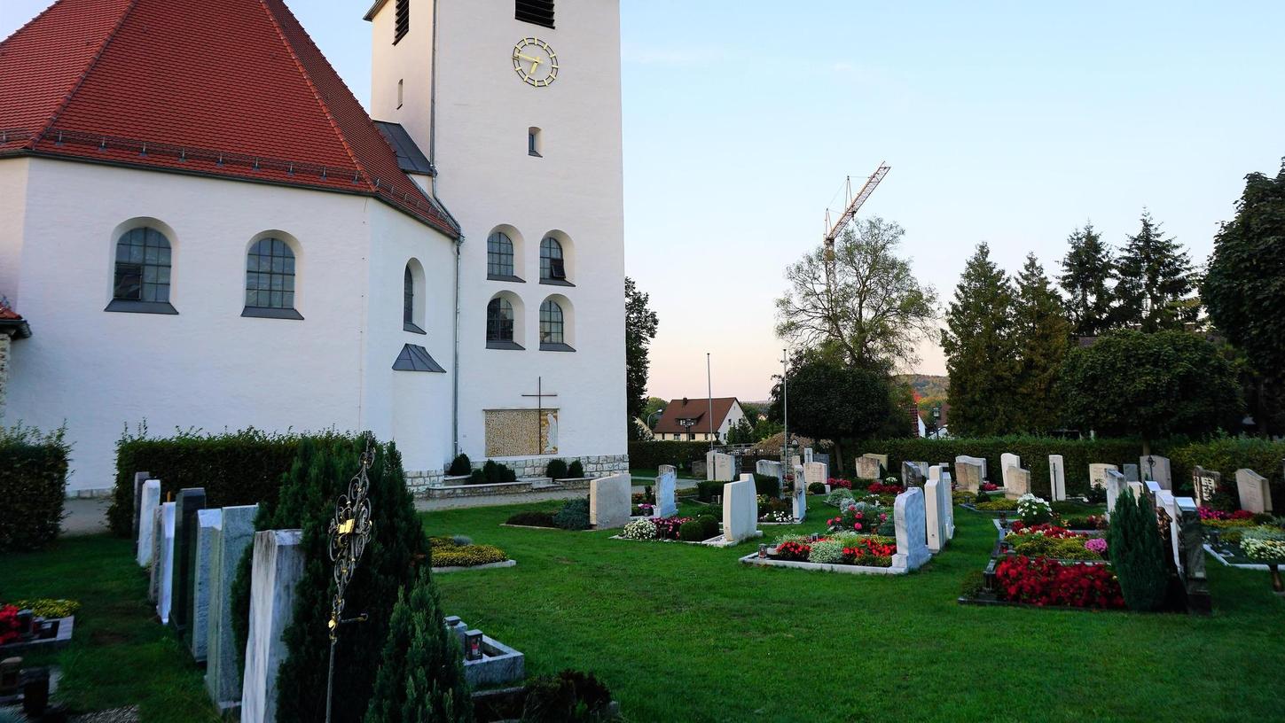 In Seubersdorf steigen Gebühren für Gräber