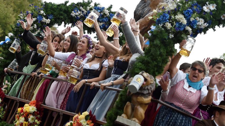 Söder, Reiter und ganz viel Bier: Der erste Tag auf dem Oktoberfest