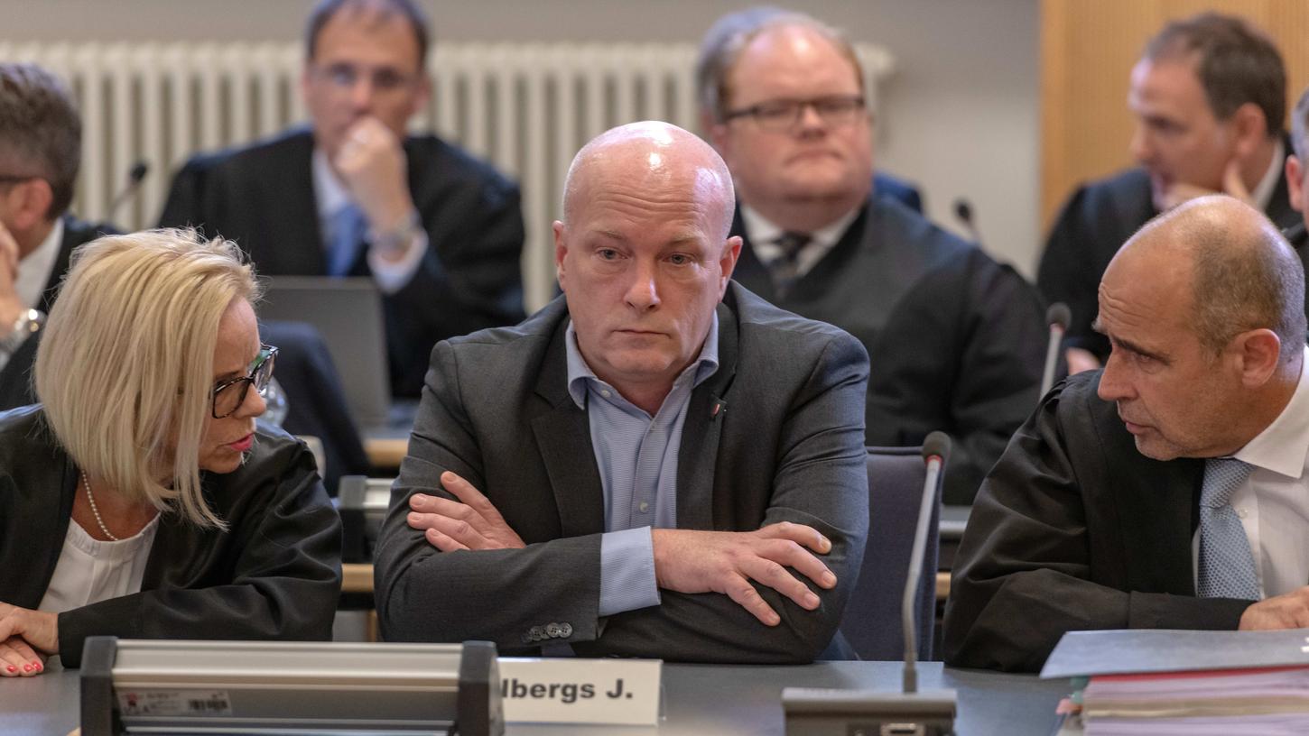 Der 47-jährige Joachim Wolbergs (SPD) muss sich vor dem Gericht wegen Vorteilsannahme und Verstoß gegen das Parteiengesetz verantworten.