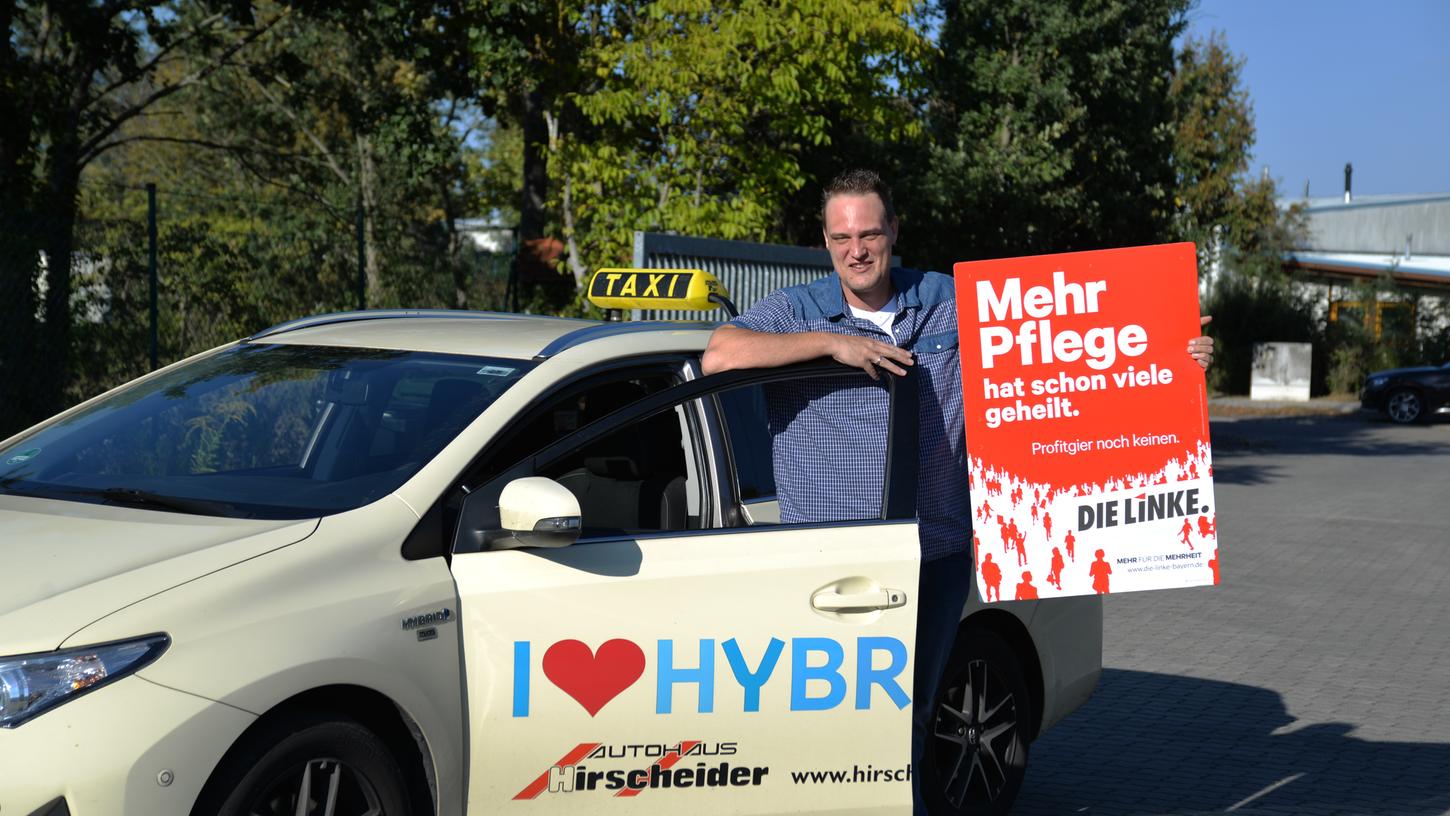 Bei der Wahl seiner Fahrzeuge zeigt sich Tino Schwarz (Linke) fortschrittlich: Seinen Taxi-Betrieb stellt er sukzessive auf Hybride um.