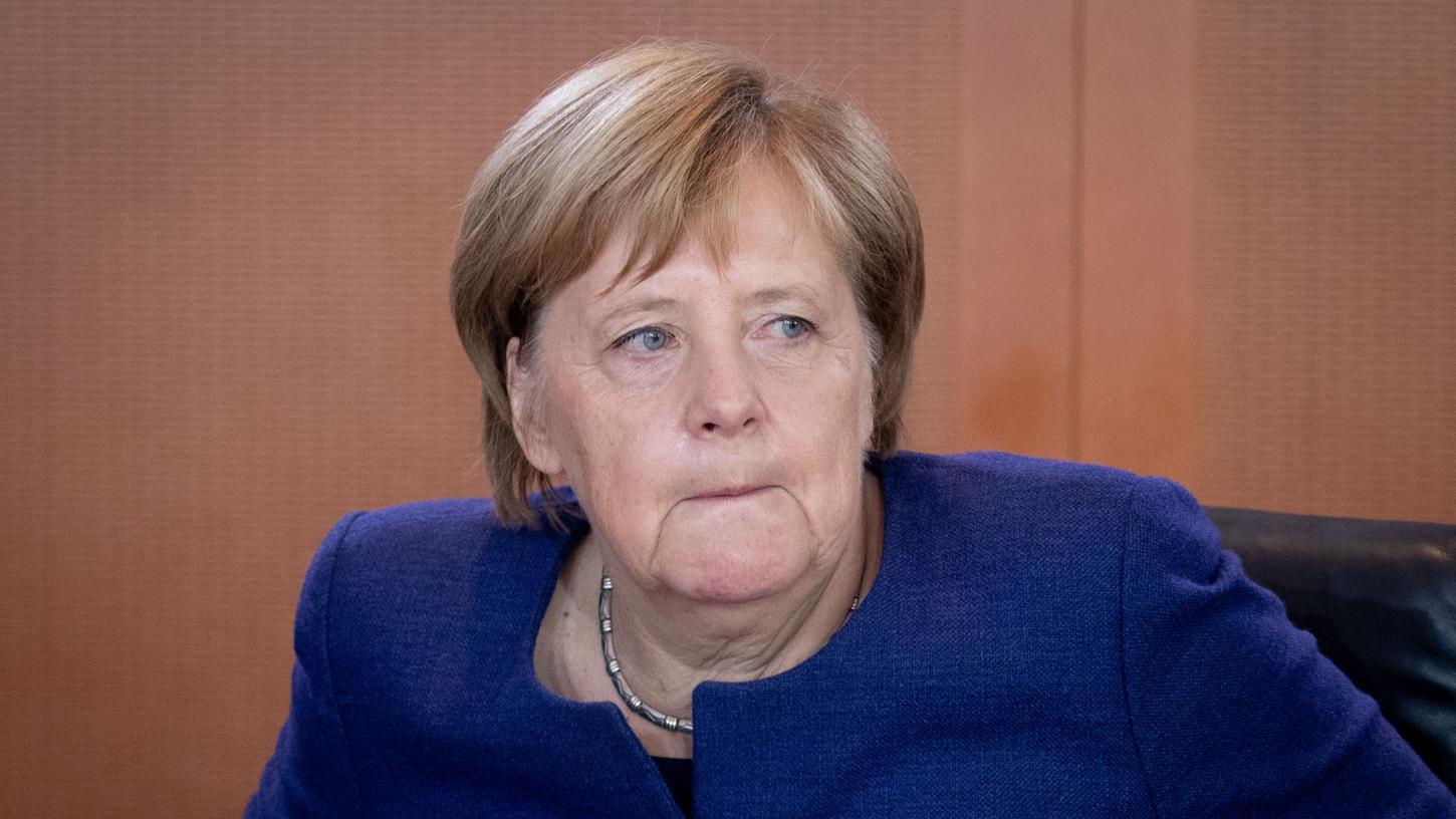 Zoff im Bundestag: Merkel will Vertrauensfrage nicht stellen
