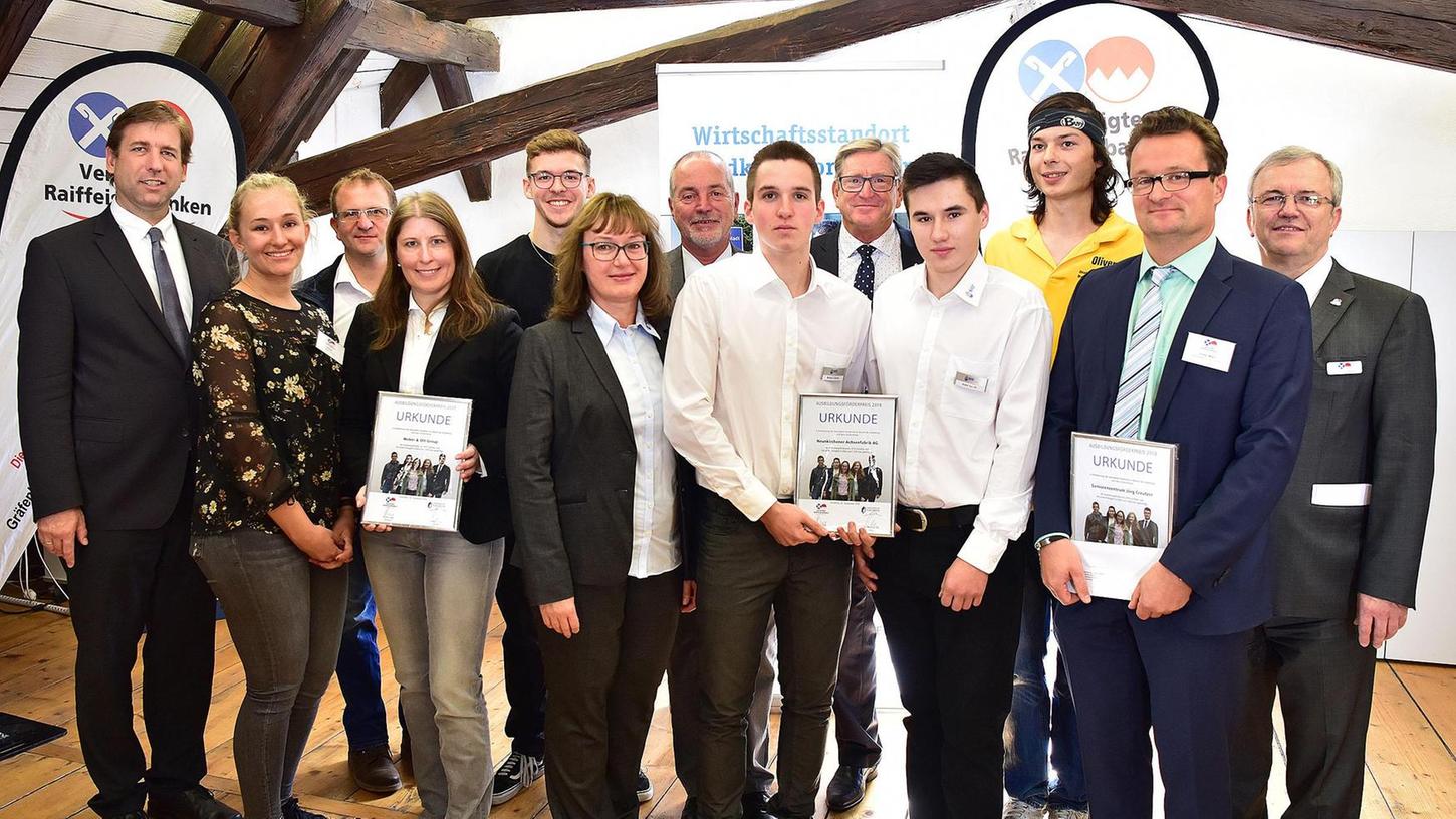 Raiffeisenbank vergibt Oscar für innovative Ausbildungsbetriebe