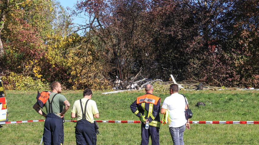 Flugzeugabsturz bei Kissingen: Maschine zerschellt, Pilot stirbt