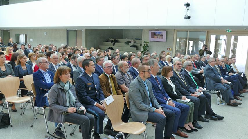 Mittelschule Weißenburg offiziell eingeweiht