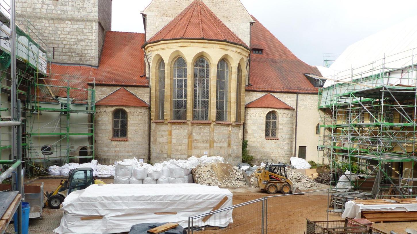 Kastl: Umbau der Klosterburg auf Hochtouren