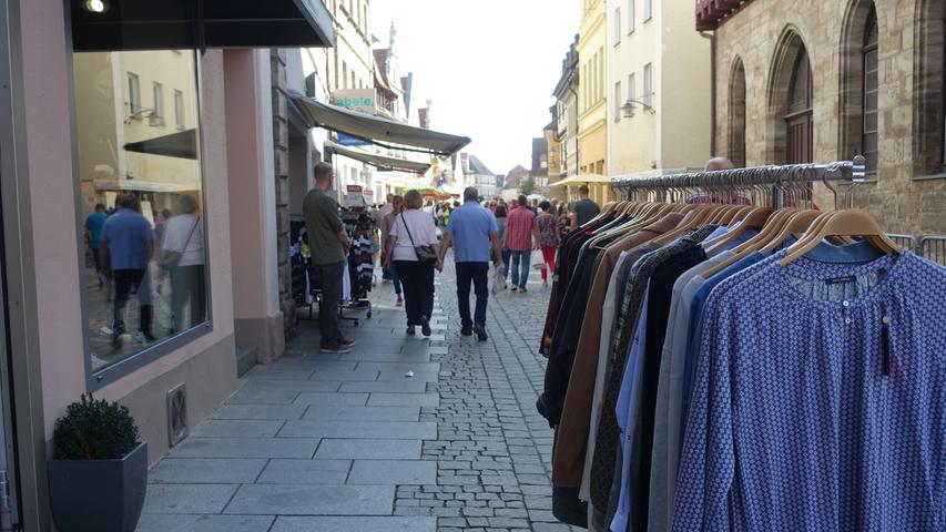 Verkaufsoffener Sonntag in Forchheim: Kunden greifen zu