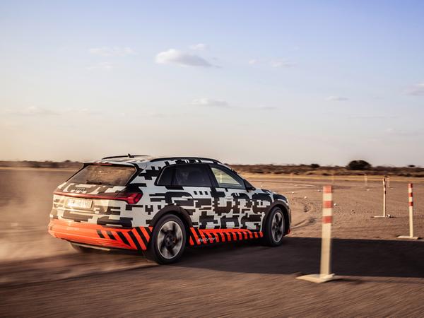 Audi e-tron: Wie fährt sich das Elektro-SUV?