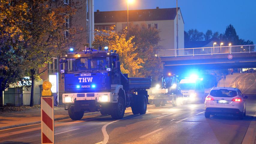 Diesel in der Innenstadt: Ölspur durch Erlangen hält das THW in Atem
