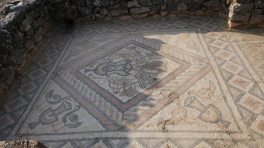 Mosaik in der Basilika von Lin (6. Jh.)