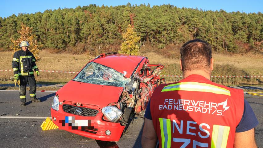 Autofahrerin bei Bad Neustadt an der Saale tödlich verletzt