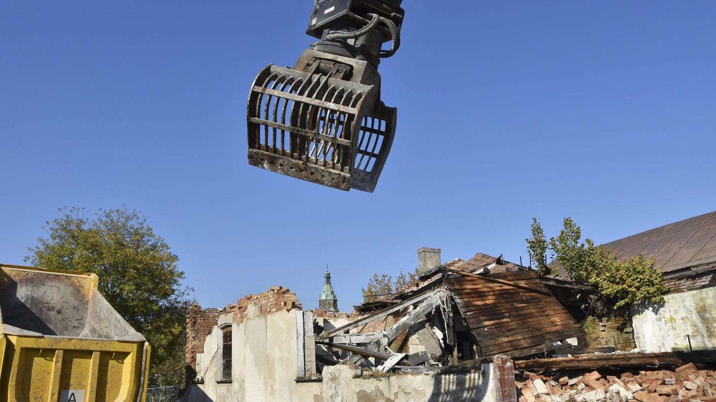 Ruine muss weichen: Alte Seilerei in Roth wird abgerissen