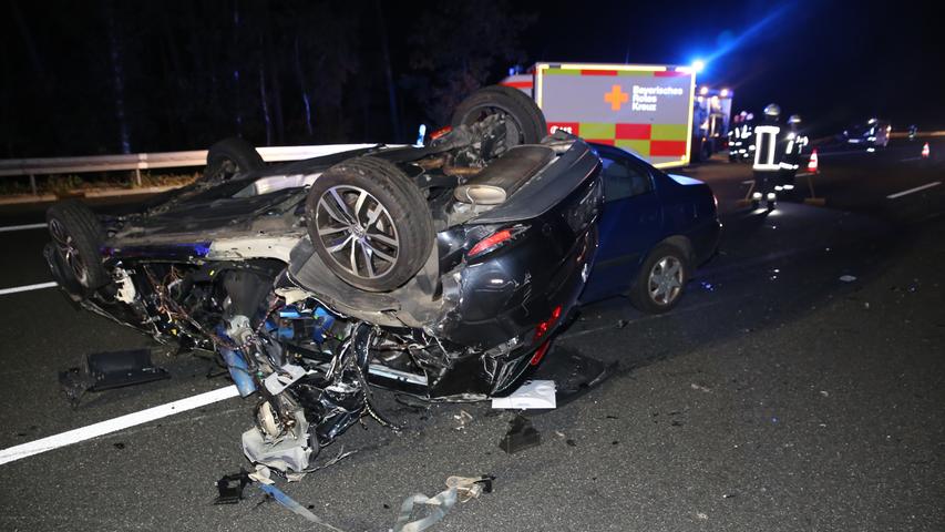 Auto fährt auf A6 in Unfallstelle: 29-Jähriger schwer verletzt
