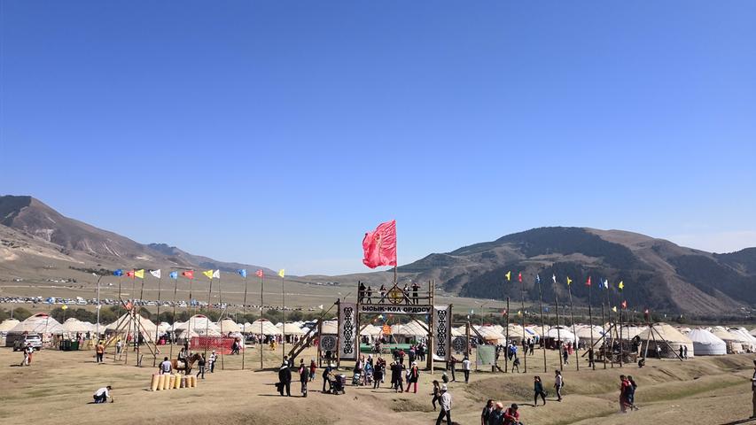In Kirgistan konnte Christian Schrödel die Nomad Games besuchen.