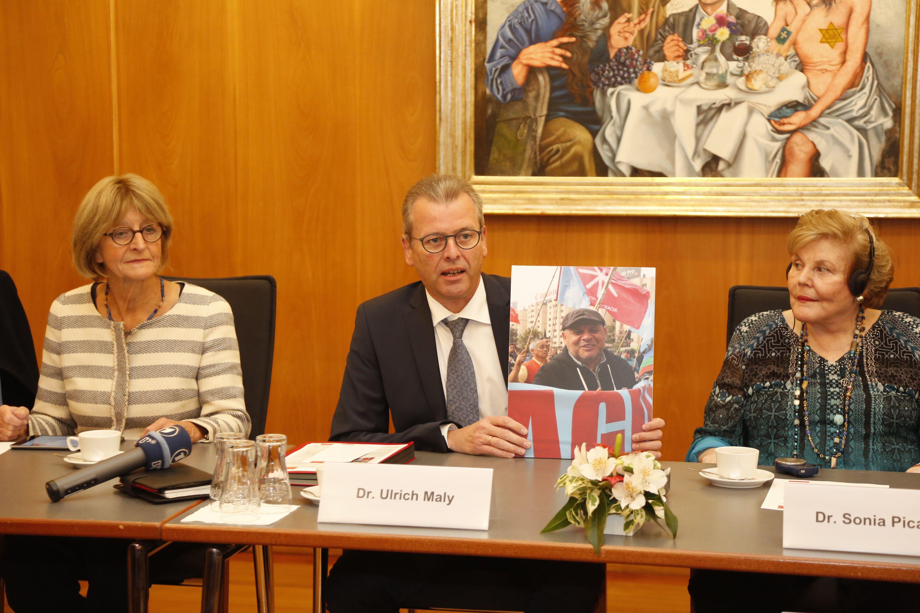 Den Preis 2019 erhielt der Chilene Rodrigo Mundaca für seinen Kampf für das Grundrecht auf den Zugang zu Wasser, der in seinem Heimatkontinent immer häufiger durch Privatisierung, Landraub und Agrarindustrie bedroht ist. Die Jury beeindruckte Mundaca, weil er sich "mit bewundernswertem Mut für das fundamentale Recht auf Wasser einsetzt".