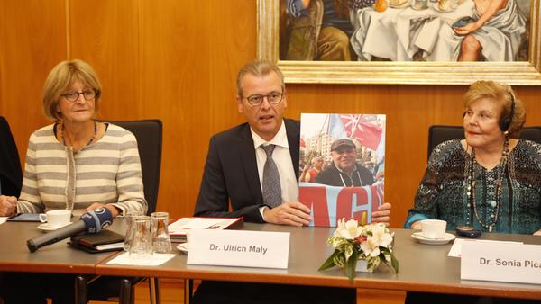 Den Preis 2019 erhielt der Chilene Rodrigo Mundaca für seinen Kampf für das Grundrecht auf den Zugang zu Wasser, der in seinem Heimatkontinent immer häufiger durch Privatisierung, Landraub und Agrarindustrie bedroht ist. Die Jury beeindruckte Mundaca, weil er sich "mit bewundernswertem Mut für das fundamentale Recht auf Wasser einsetzt".