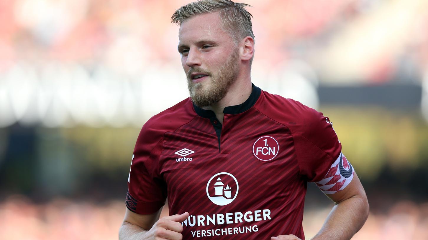 Hanno Behrens, Kapitän des 1. FC Nürnberg, beschwerte sich über weichgespülte Fußballer-Interviews.