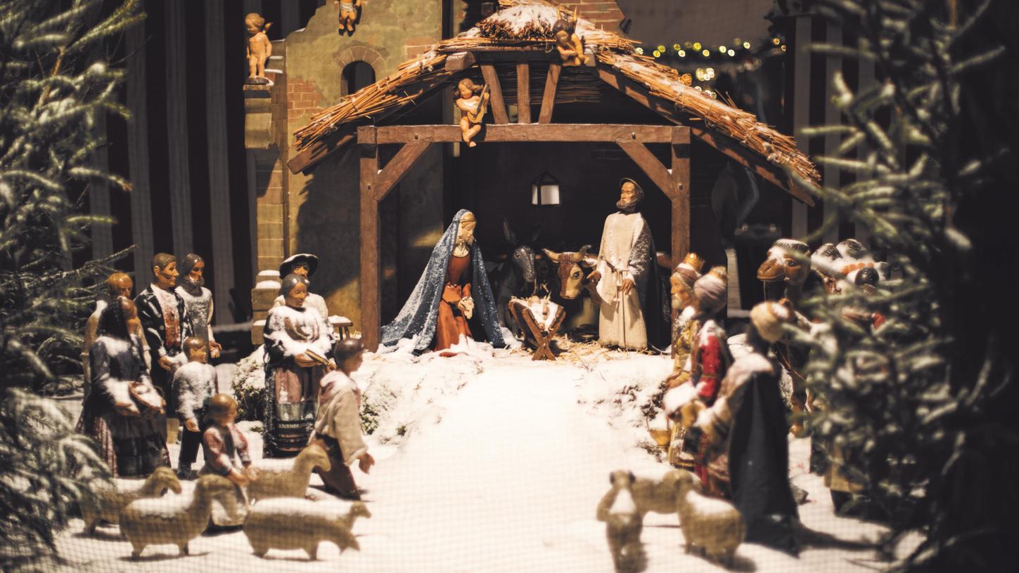 Die Weihnachtskrippe auf dem Christkindlesmarkt Die Weihnachtskrippe auf dem Christkindlesmarkt