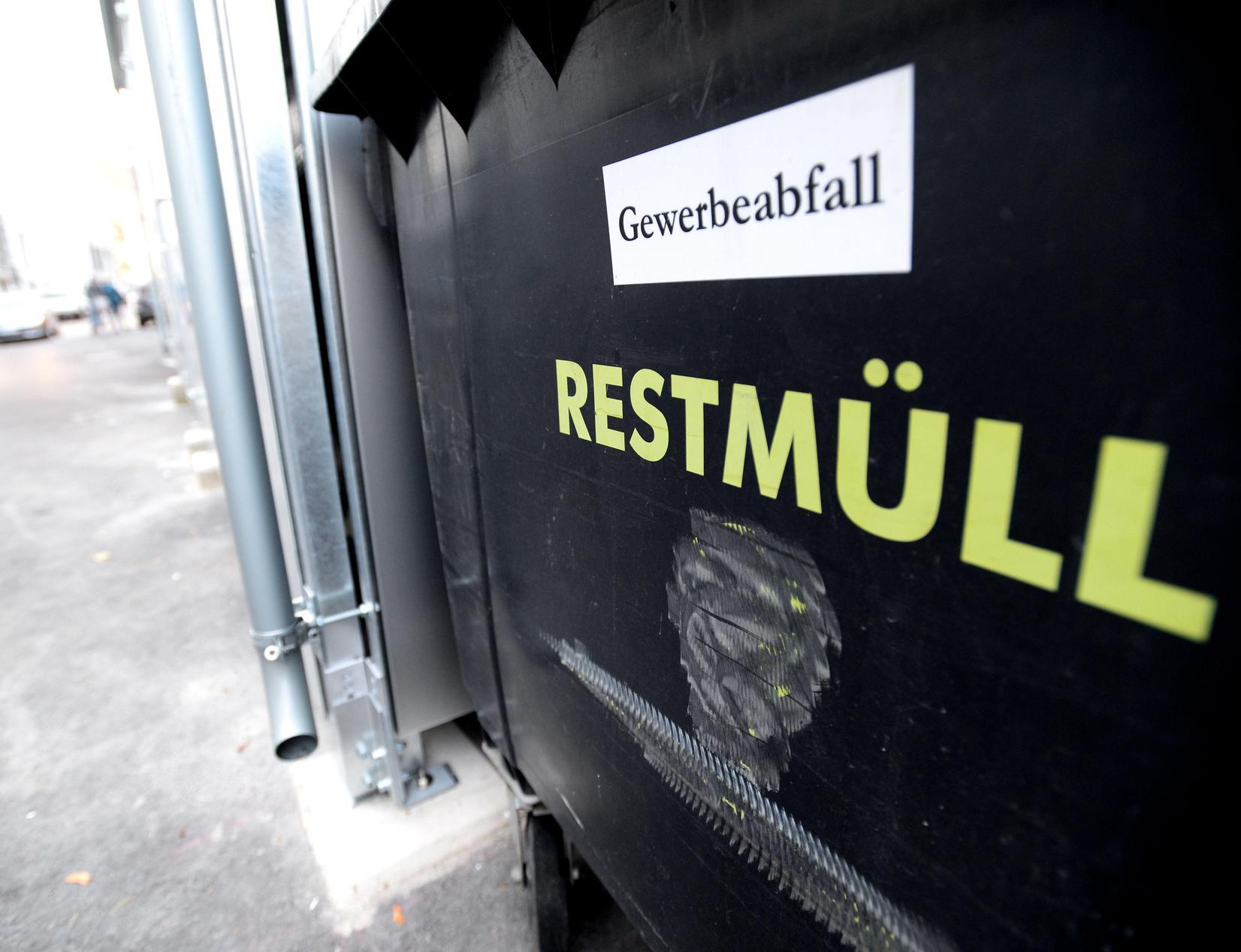 Mülltrennung: Fürth hat unterschiedliche Regelungen | Nordbayern