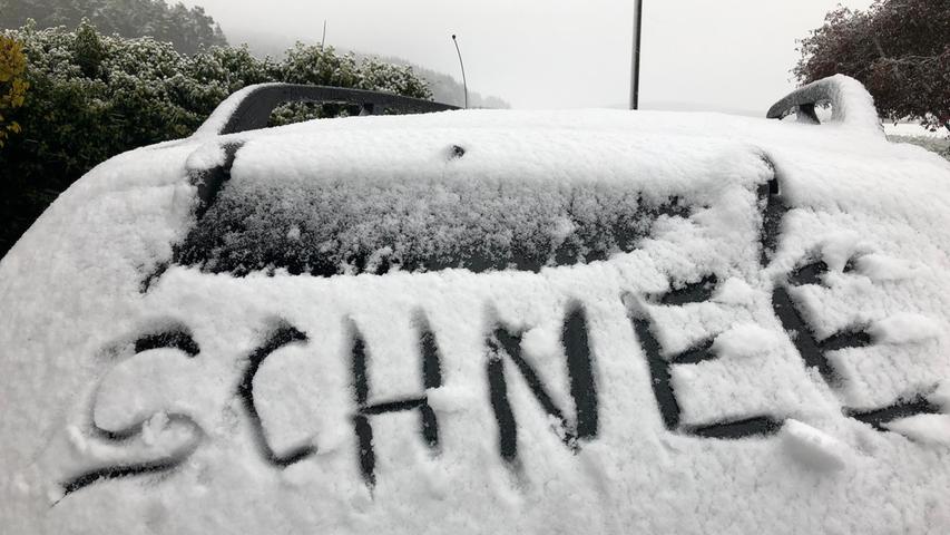 Ein Traum in Weiß: Erster Schnee verzaubert die Region