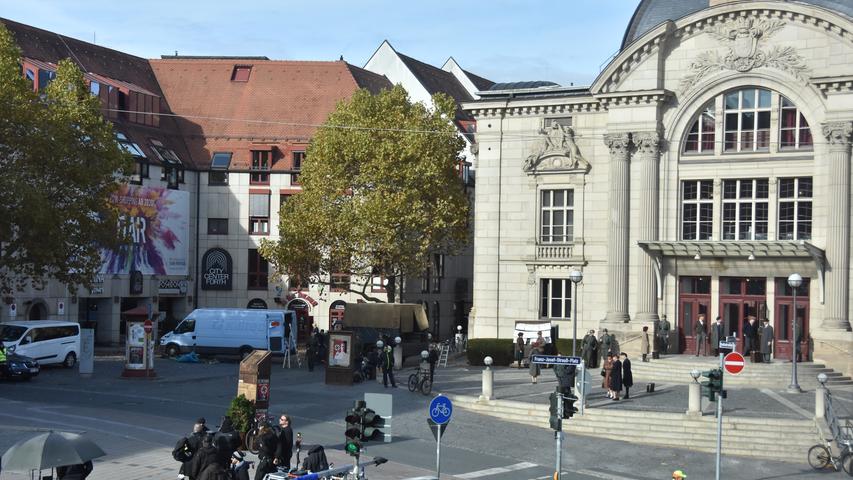 Das Stadttheater wurde dafür in den Bahnhof von Limoges umgewandelt.