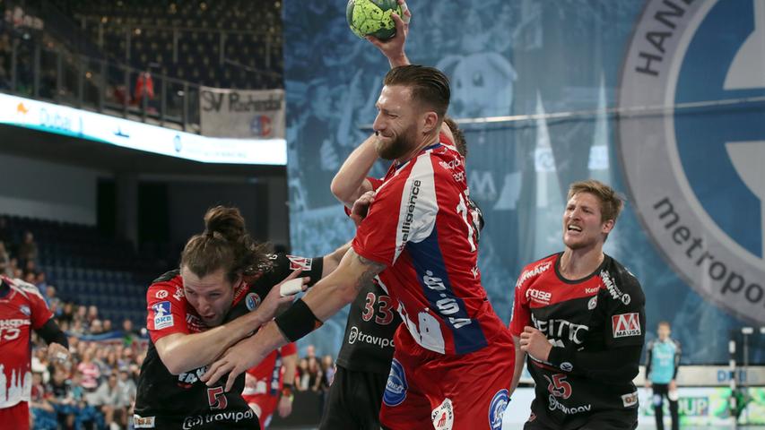 Party in der Arena: HC Erlangen beschenkt Fans mit einem Heimsieg