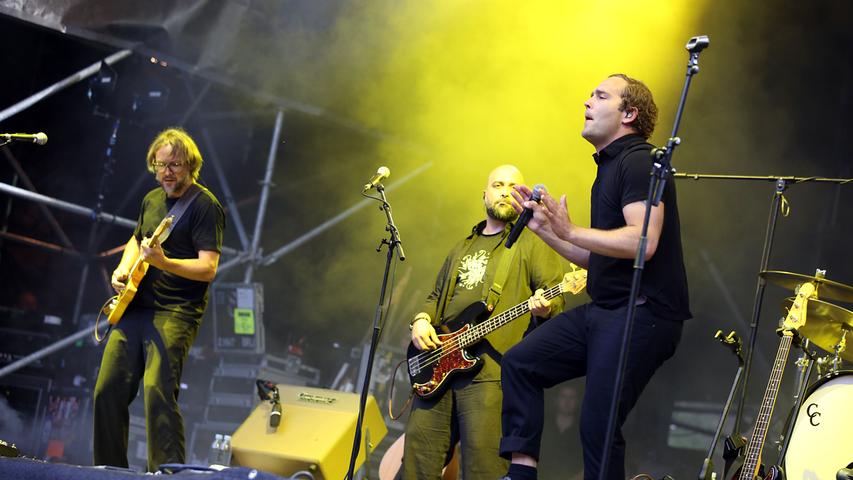 Der Gitarrist, Songwriter und Sänger Axel Bosse gewann 2013 mit seinem Indie-Pop den Bundesvision Songcontest und beehrt nun das Taubertal mit seiner Musik.