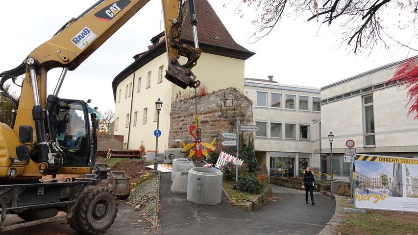 Rathausneubau in Herzogenaurach mit Kanalverlegung im Schlossgraben. Foto: Edith Kern-Miereisz