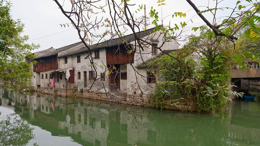 Häuser am Fluss - die Altstadt von Shaoxing.