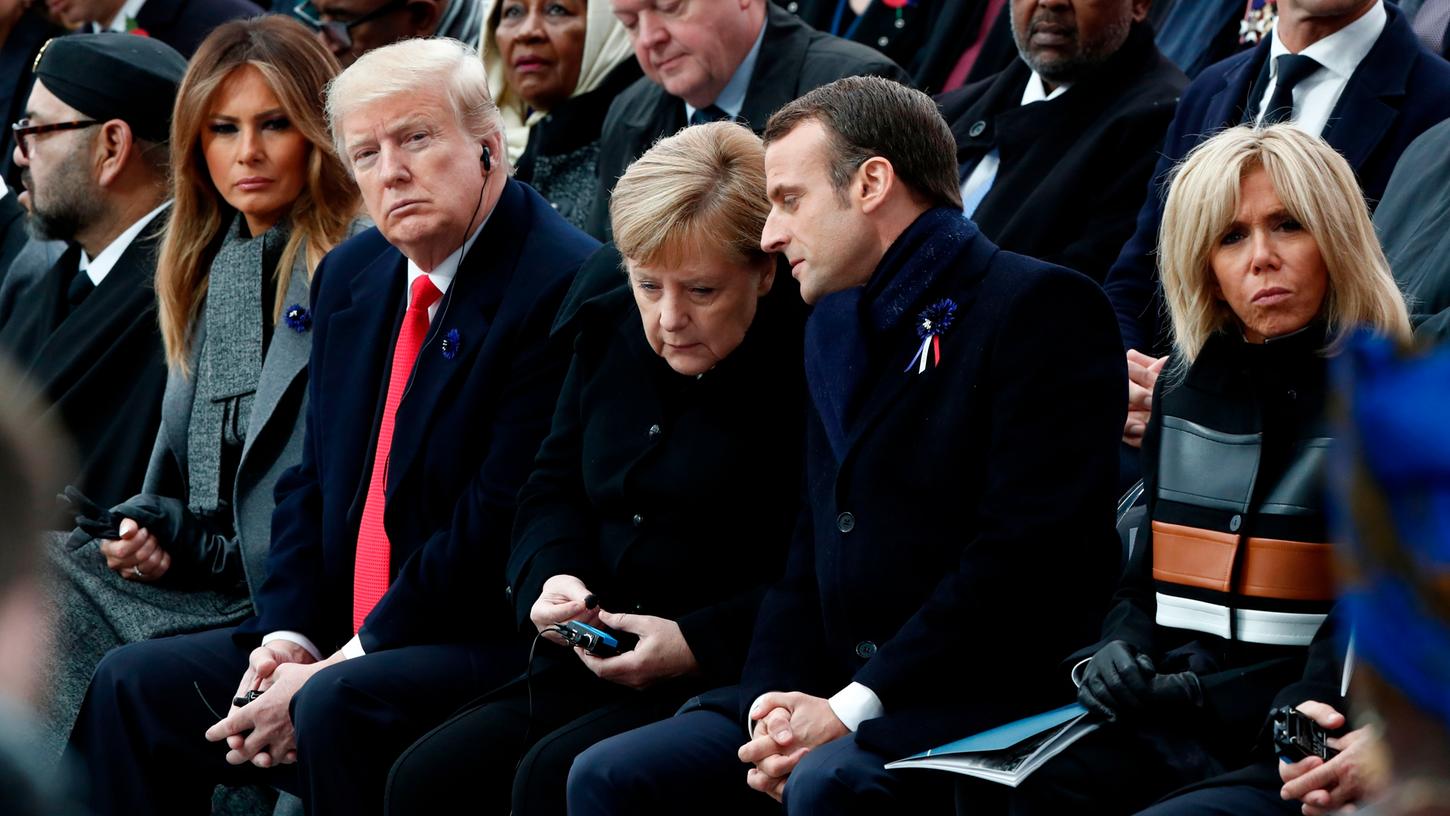 US-First-Lady Melania Trump, US-Präsident Donald Trump, Kanzlerin Angela Merkel, der französische Präsident, Emmanuel Macron, und seine Frau Brigitte Macron besuchen eine Zeremonie in Paris zum 100. Jubiläum des Weltkriegsendes.
