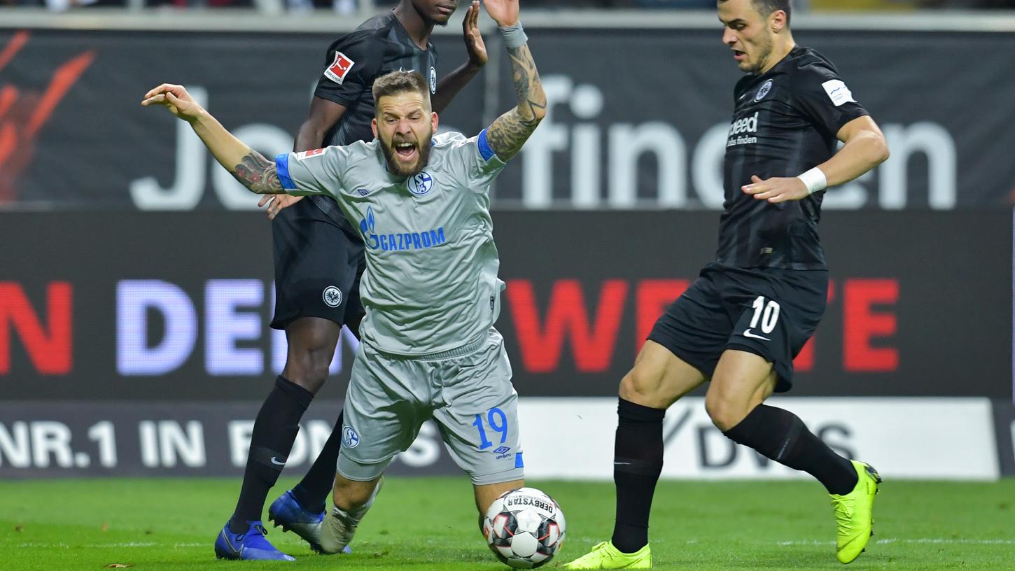 Guido Burgstaller und seine Schalker stolperten zuletzt bei der 0:3-Niederlage in Frankfurt.
