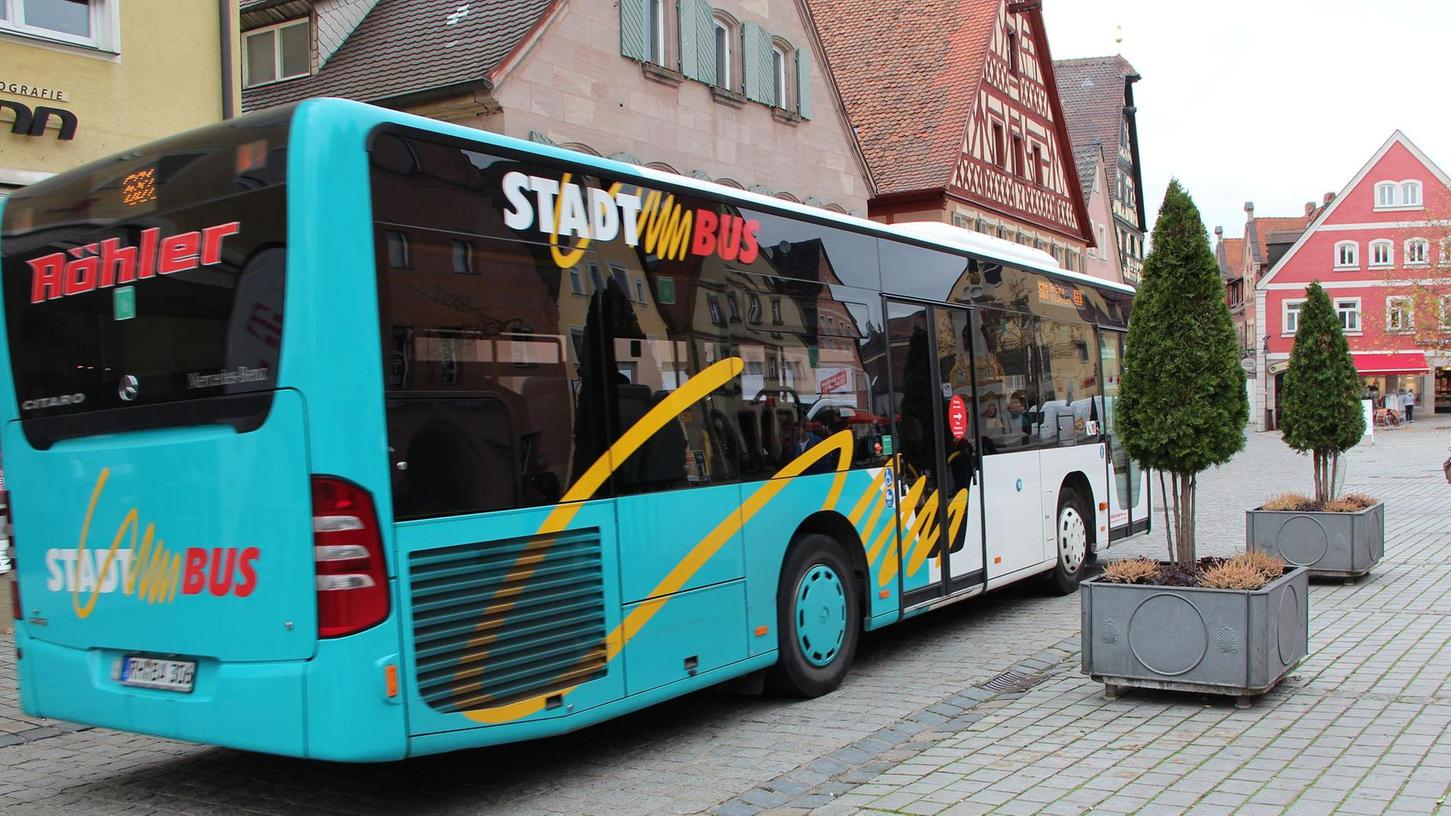 Stadtbus: Probephase über den Marktplatz rollt weiter