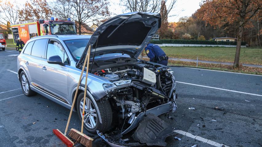 Drei Verletzte: Mercedes fährt in Pödeldorf frontal in Audi